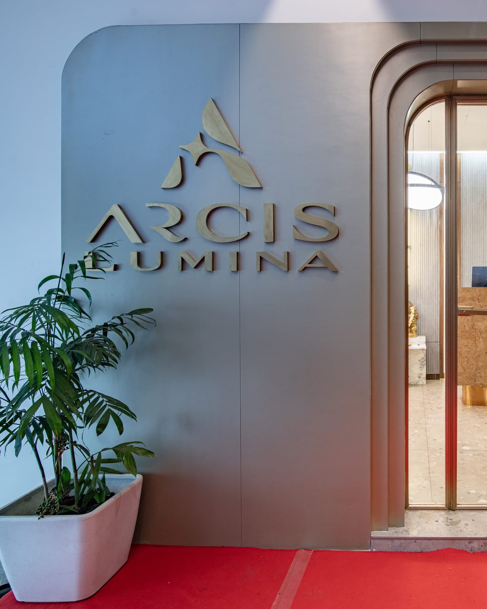 The Arcis Lumina Showroom